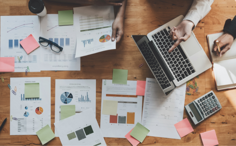 The True Cost of In-House vs. Outsourced Design Teams: A 2024 Analysis
