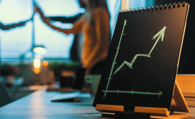 Outsourcing vs. In-House: Why a Flat-Fee Platform Is the Smart Choice for Design and Development